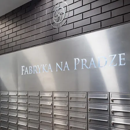 Fabryka Na Pradze Charming By Bookinghost Apartamento *